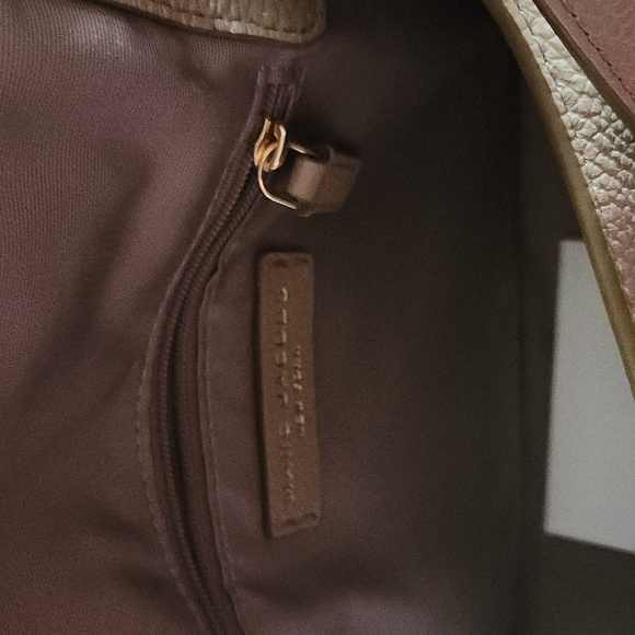 Bags - Picture 6 of 7